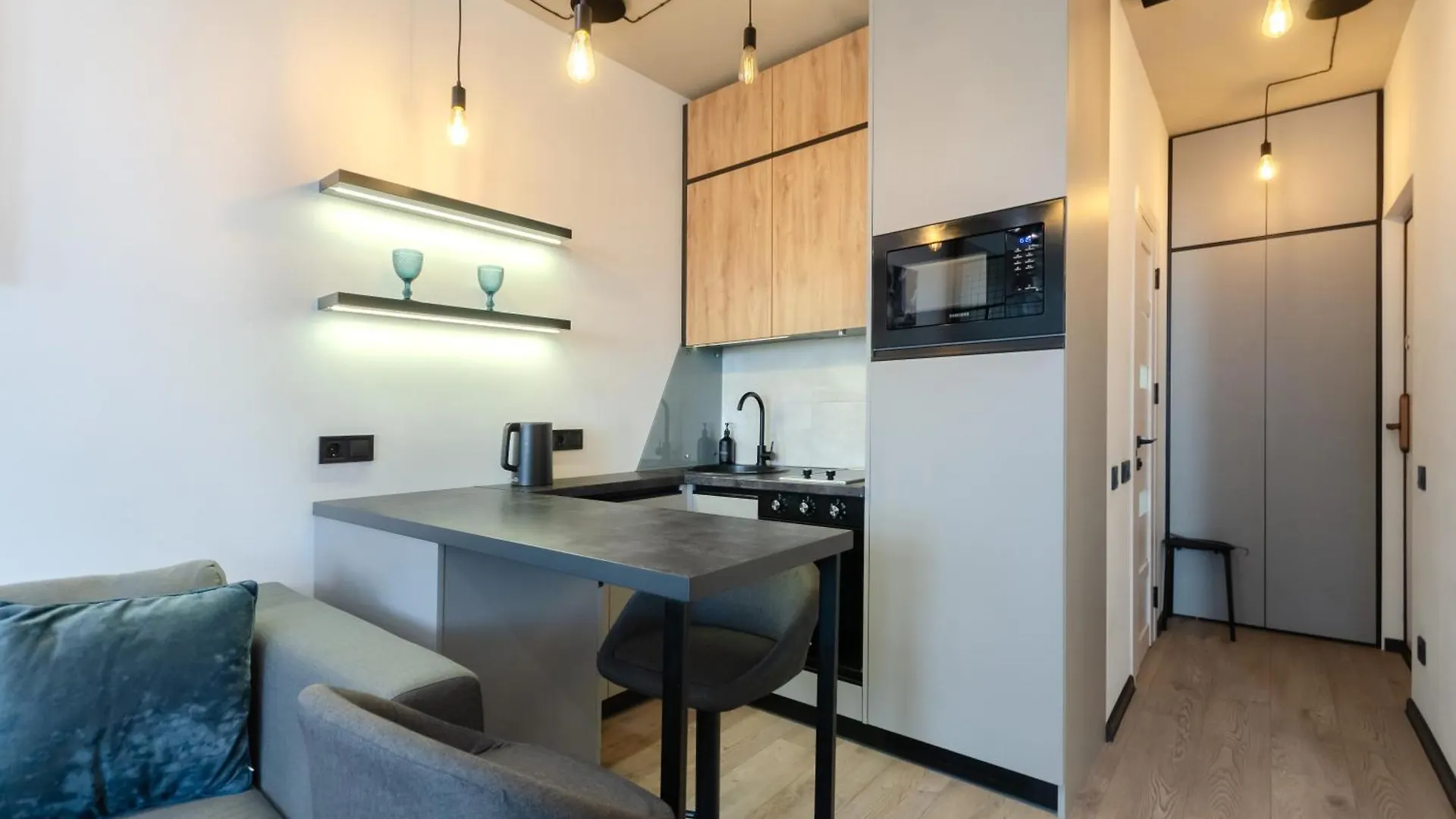 Petrovdom Apartments 10-68B In Rc Manhattan, Beresteiskyi 11 Kijev 0*,  Ukrajna