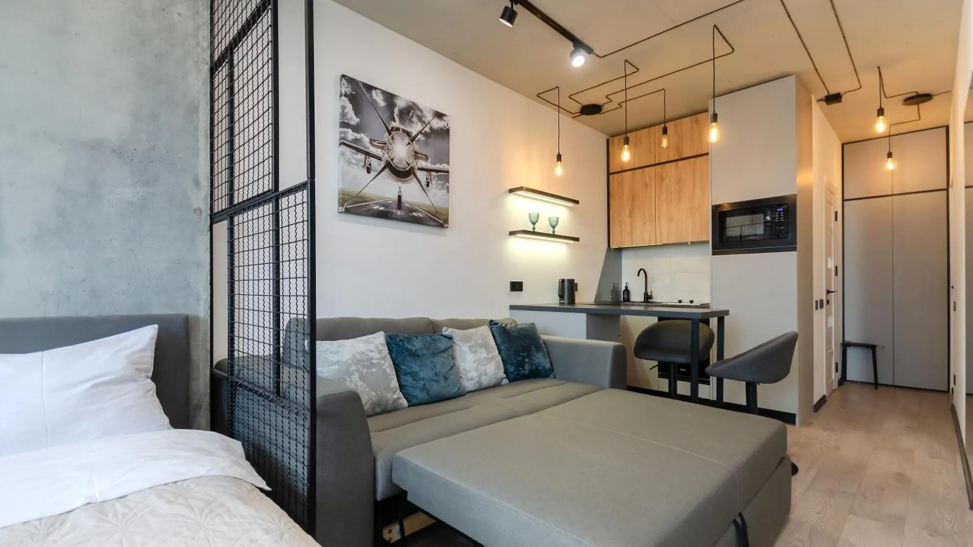 Petrovdom Apartments 10-68B In Rc Manhattan, Beresteiskyi 11 Kiev 0*,